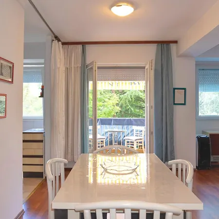 Two Bedroom Near Centre Ohrid