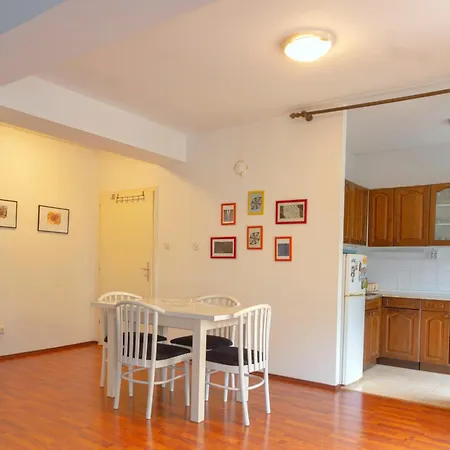 Two Bedroom Near Centre * Ohrid