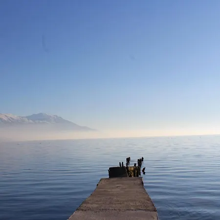Two Bedroom Near Centre Apartment Ohrid
